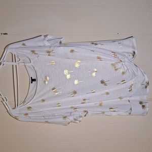 Torrid 4 or 4X Short Sleeves Knot Front Palm Trees Vacation